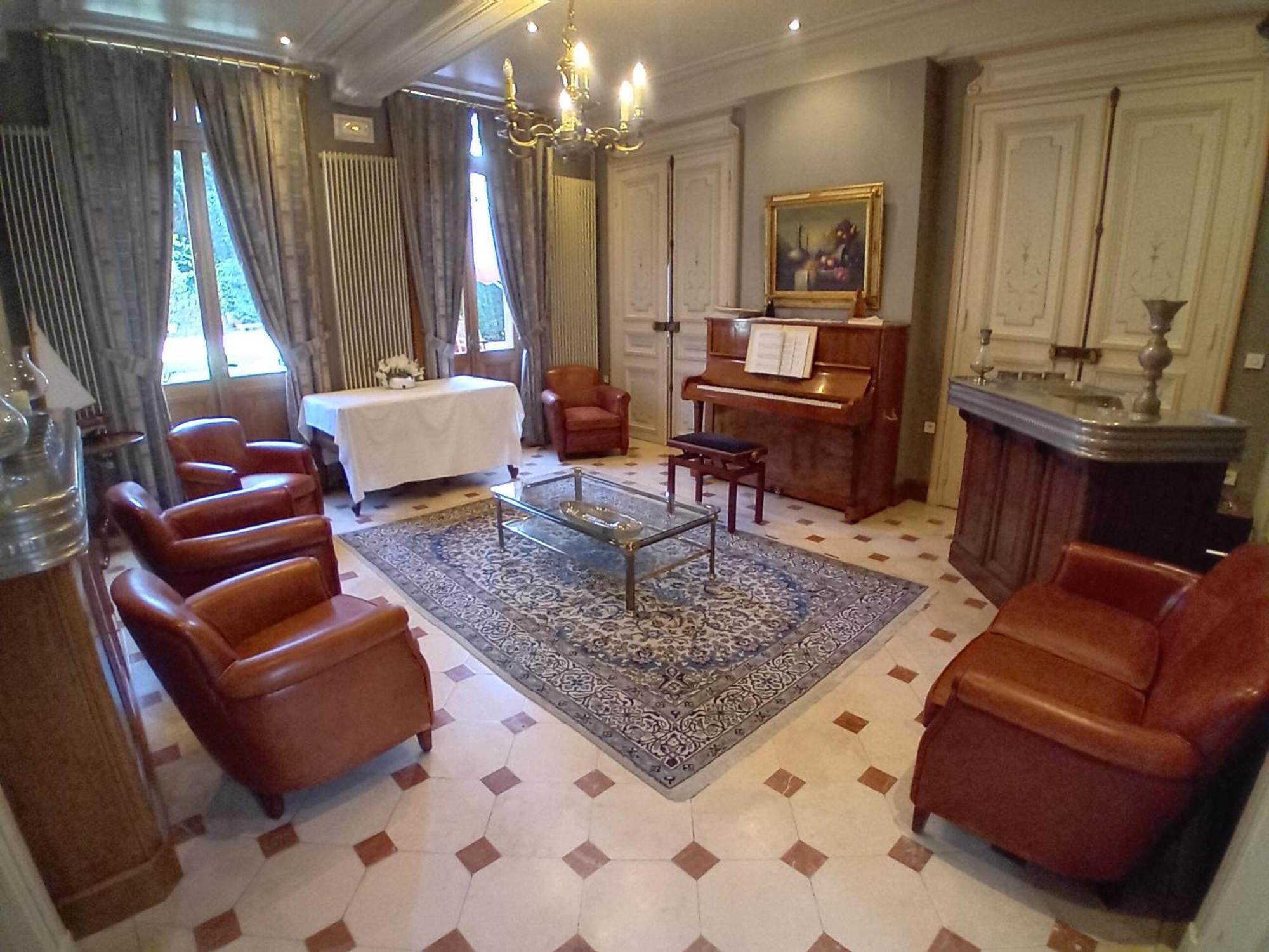 Hotel Particulier Des Canonniers Saint-Quentin  Ngoại thất bức ảnh