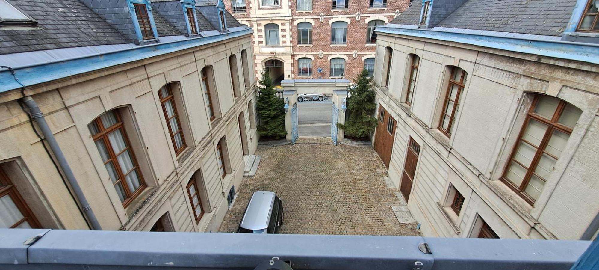 Hotel Particulier Des Canonniers Saint-Quentin  Ngoại thất bức ảnh